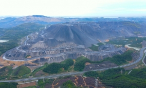 Khai thác đất đá thải mỏ: Đem lại lợi ích kép cho Quảng Ninh