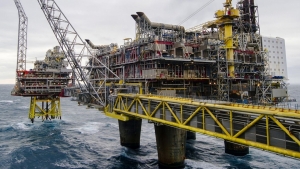 Các nước khai thác dầu lớn ở Biển Bắc tiếp tục mở rộng khoan, đi ngược lại với cam kết về khí hậu
