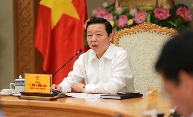 Phó Thủ tướng Trần Hồng Hà: Điện mặt trời mái nhà cần được ưu tiên, khuyến khích phát triển