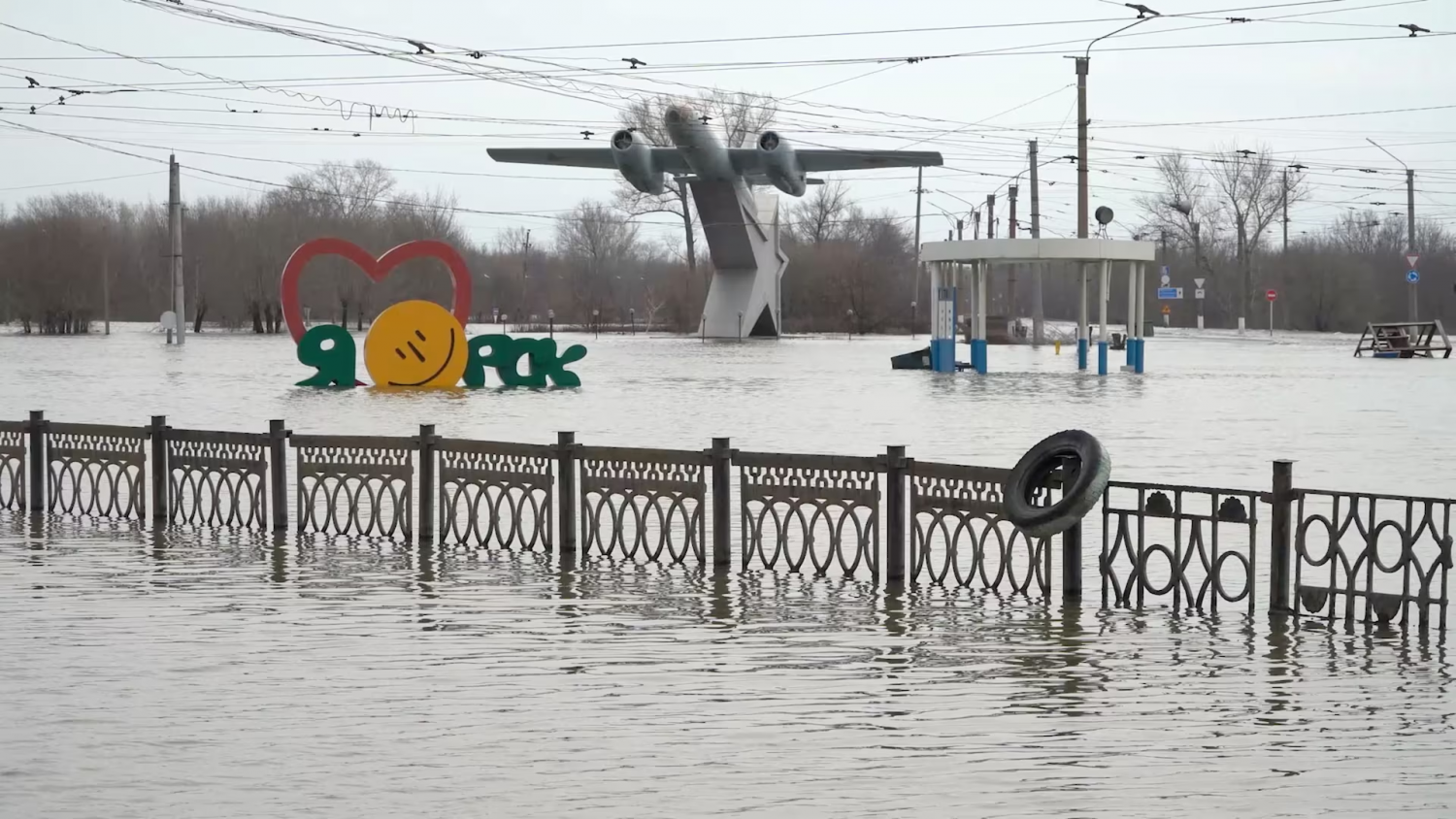 Người dân Nga chống chọi với trận lũ lụt kinh hoàng