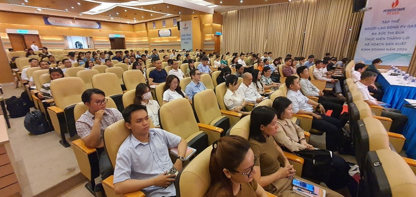 Đảng ủy Tập đoàn khai giảng lớp bồi dưỡng nhận thức về Đảng năm 2024 khu vực TP Hồ Chí Minh