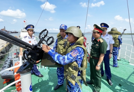 Bộ Tổng Tham mưu kiểm tra công tác sẵn sàng chiến đấu tại Bộ Tư lệnh Vùng Cảnh sát biển 3