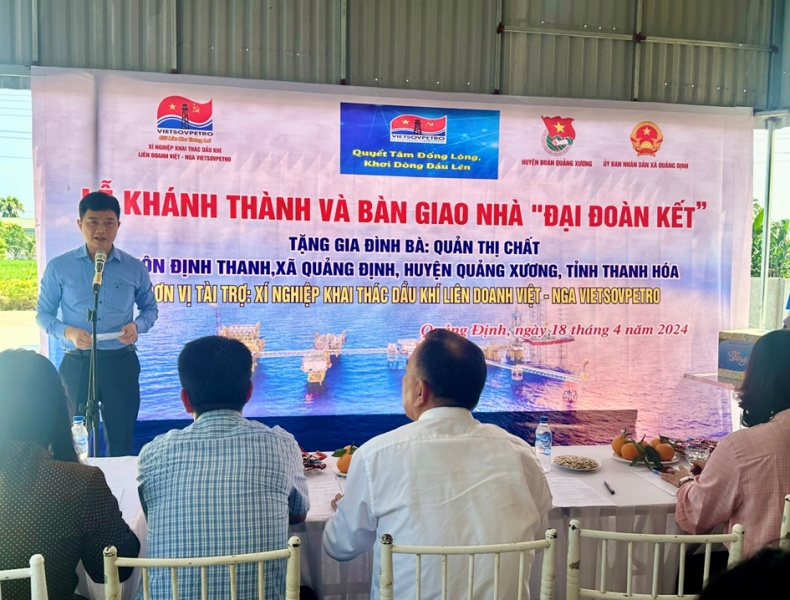 Xí nghiệp Khai thác Dầu khí trao nhà Đại đoàn kết tại Quảng Xương, Thanh Hóa