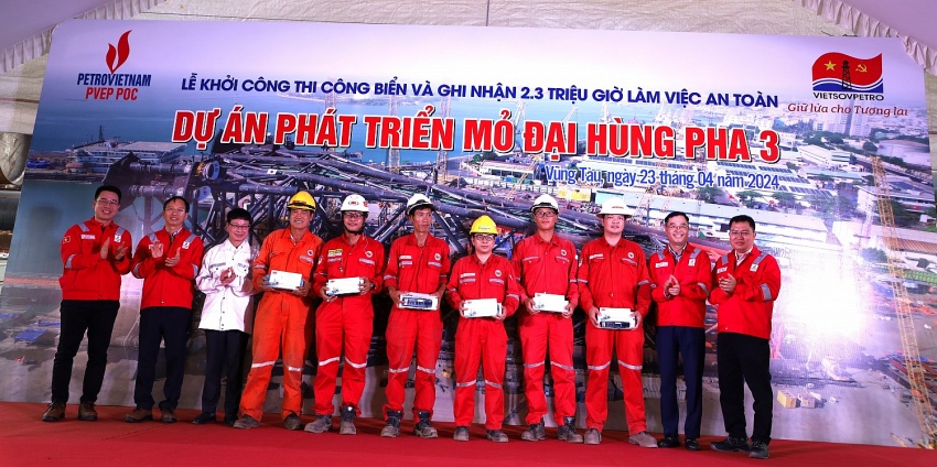 Khởi công thi công biển và ghi nhận 2,3 triệu giờ an toàn Dự án phát triển mỏ Đại Hùng pha 3