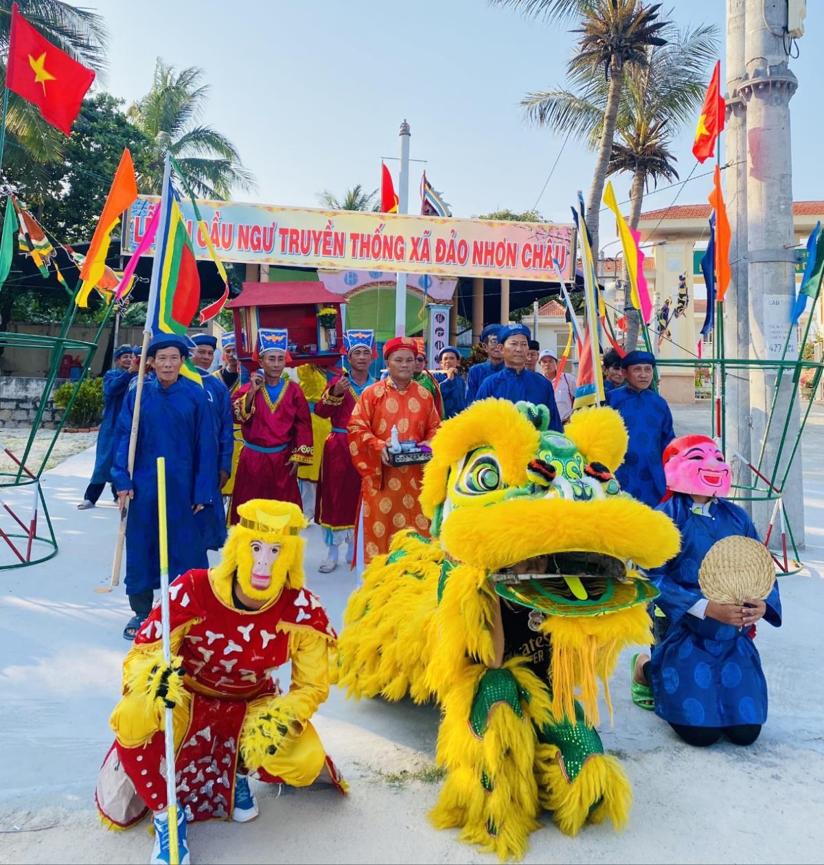 Bình Đình: Rộn ràng Lễ hội cầu ngư ở xã đảo Nhơn Châu