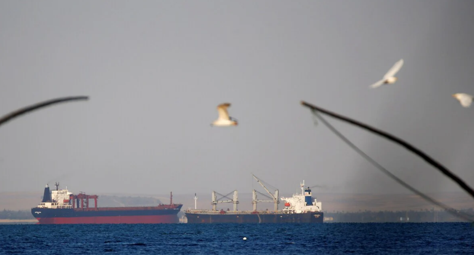Tàu chở dầu từ Nga tới Ấn Độ bị tấn công ở Biển Đỏ