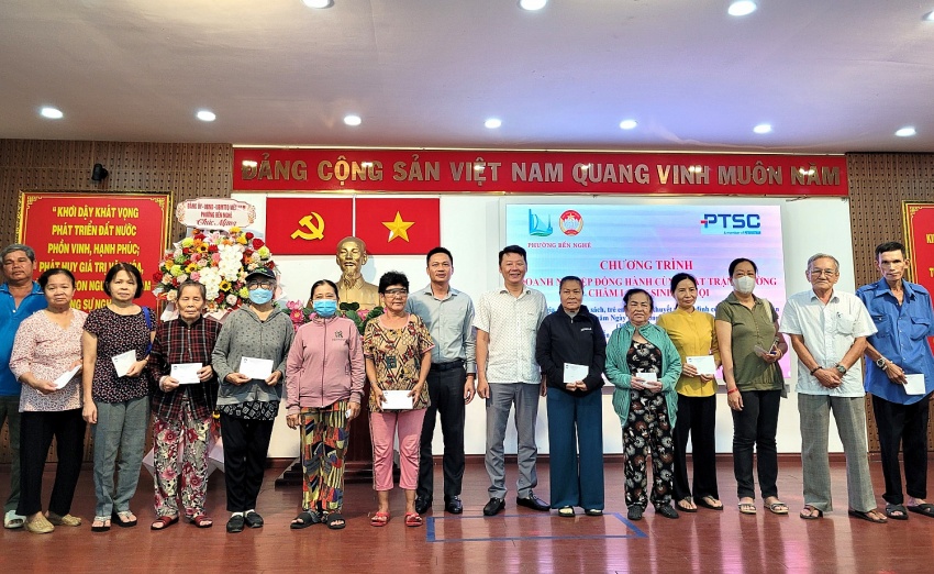 PTSC đồng hành cùng phường Bến Nghé chăm lo an sinh xã hội