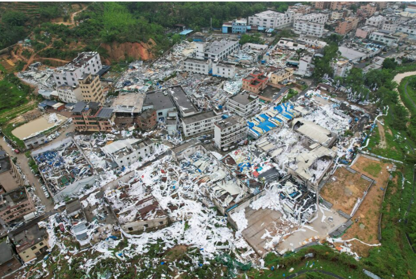 Trung Quốc: Lốc xoáy khiến 5 người chết, 33 người bị thương