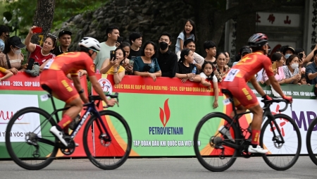 Cuộc đua xe đạp "Về Điện Biên Phủ - 2024, Cúp Báo Quân đội nhân dân” chính thức khởi tranh