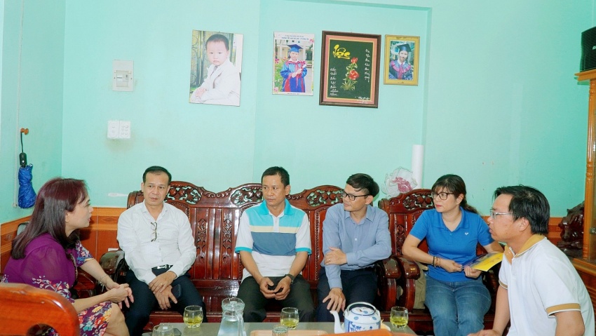 CĐ DKVN thăm, động viên và tặng quà người lao động khó khăn tại tỉnh Bà Rịa – Vũng Tàu và TP.HCM nhân Tháng Công nhân năm 2024