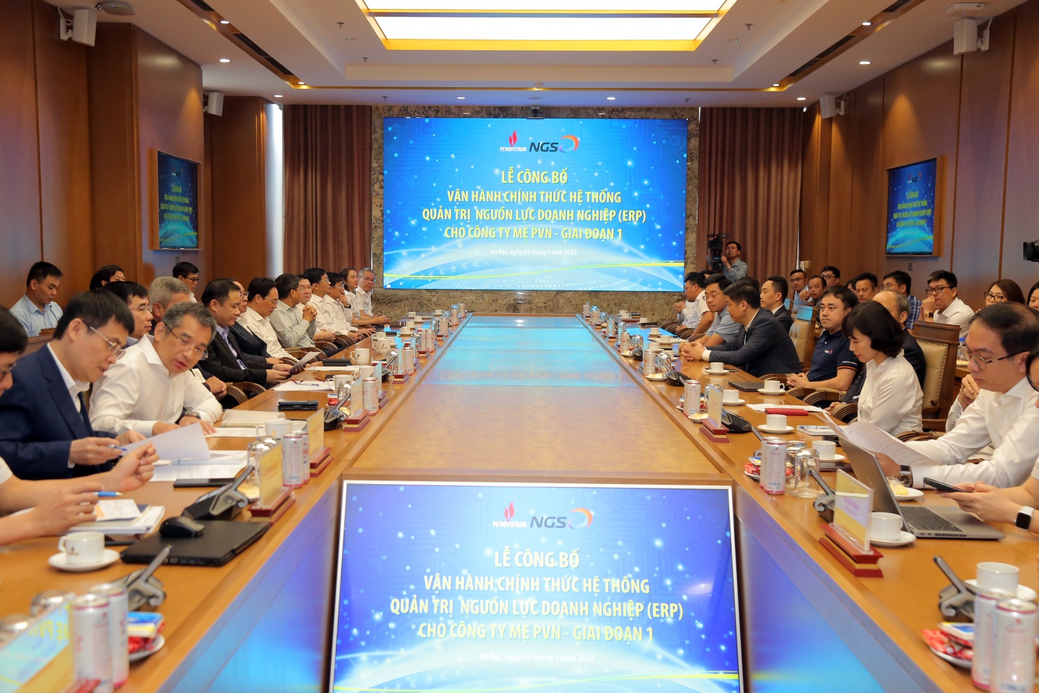 Petrovietnam vận hành hệ thống quản trị nguồn lực doanh nghiệp (ERP) Petrovietnam vận hành hệ thống quản trị nguồn lực doanh nghiệp (ERP)