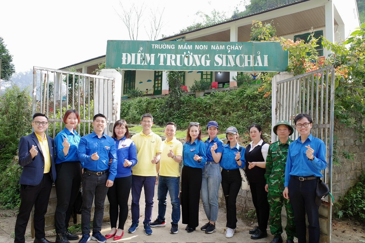 Đoàn thanh niên tổ chức đi thiện tại điểm Trường mầm non Nậm Chảy - Mường Khương - Lào Cai đầu năm 2024