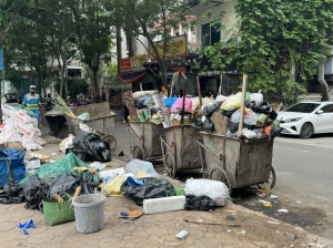 Hà Nội: Bất cập trong thu gom và xử lý rác thải