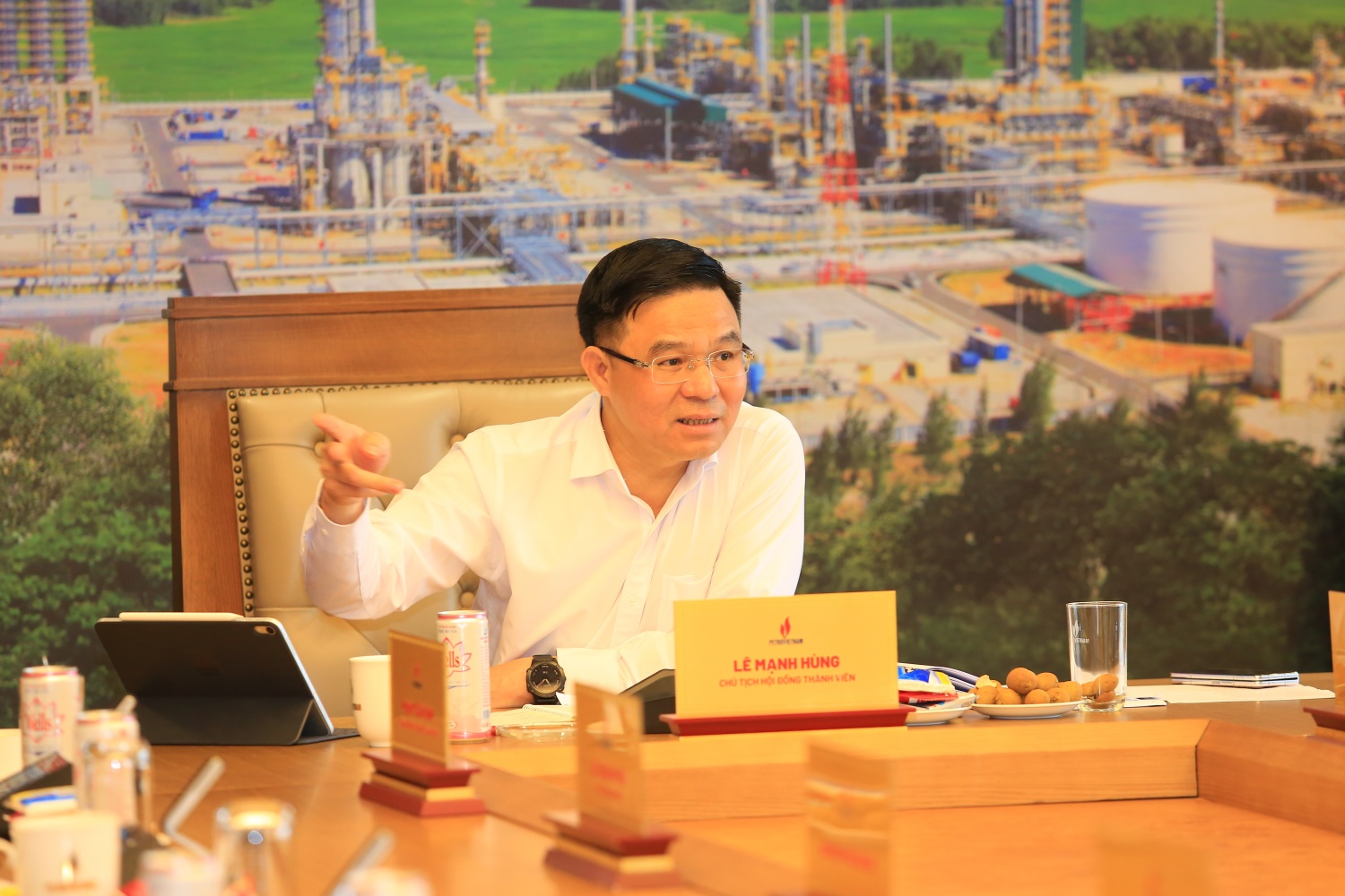 Petrovietnam tiên phong sử dụng các giải pháp Trí tuệ Nhân tạo (AI) Petrovietnam thúc đẩy ứng dụng trí tuệ nhân tạo (AI) trong các mặt hoạt động