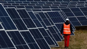 Ủy ban Châu Âu kết thúc cuộc điều tra các công ty năng lượng mặt trời Trung Quốc