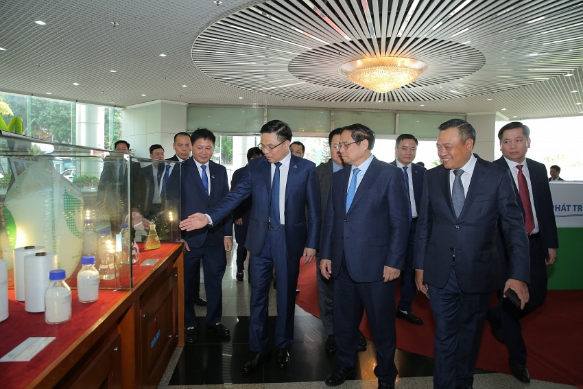 5.Thủ tướng Phạm Minh Chính thăm và làm việc với Tập đoàn Dầu khí Việt Nam