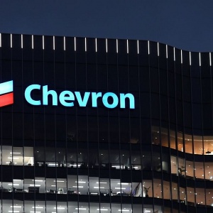 Chevron tỏa sáng trong bối cảnh thị trường dầu khí đầy biến động