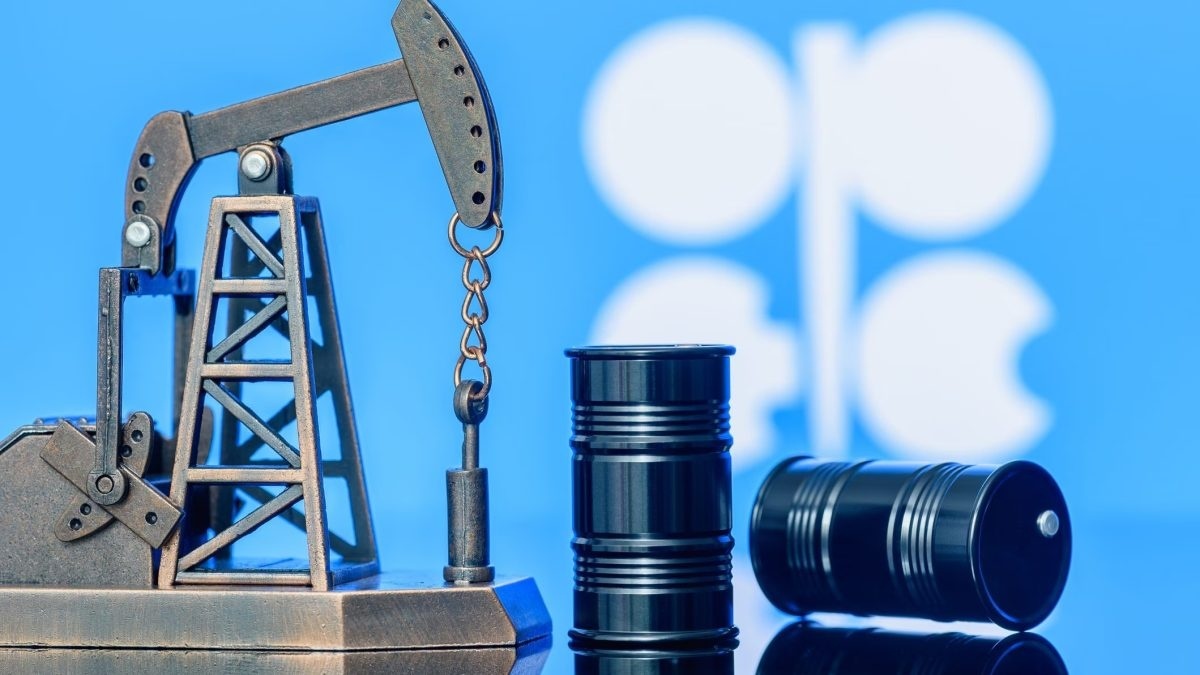 Sản lượng dầu của OPEC tiếp tục tăng bất chấp cam kết của OPEC+