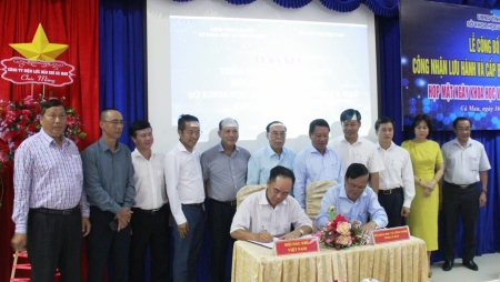 Hội Dầu khí Việt Nam ký thỏa thuận hợp tác với Sở Khoa học và Công nghệ Cà Mau
