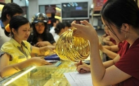Tin tức kinh tế ngày 13/6: NHNN yêu cầu báo cáo về các giao dịch vàng đáng ngờ