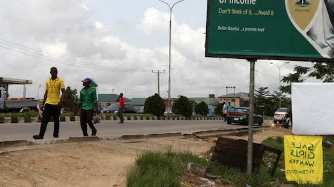 Mỏ dầu ở Nigeria đóng cửa sau vụ tràn dầu