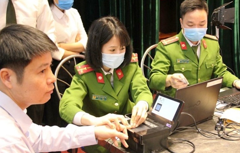 Hà Nội tạm ngừng nhận hồ sơ cấp Căn cước công dân