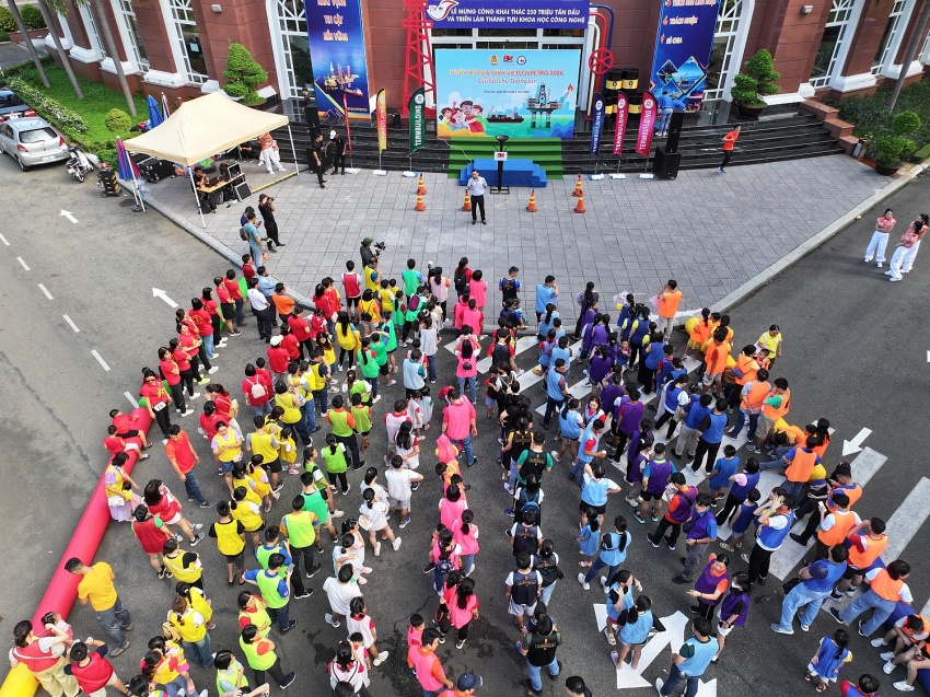 Ngày hội Gia đình Vietsovpetro 2024 – Giữ lửa cho Tương lai Ngày hội Gia đình Vietsovpetro 2024 - Giữ lửa cho tương lai