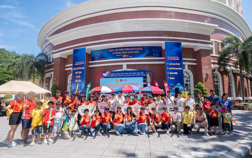 Ngày hội Gia đình Vietsovpetro 2024 – Giữ lửa cho Tương lai Ngày hội Gia đình Vietsovpetro 2024 - Giữ lửa cho tương lai