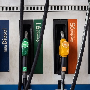 Nhiều nước Đông Nam Á cắt giảm trợ cấp nhiên liệu nói lên điều gì?