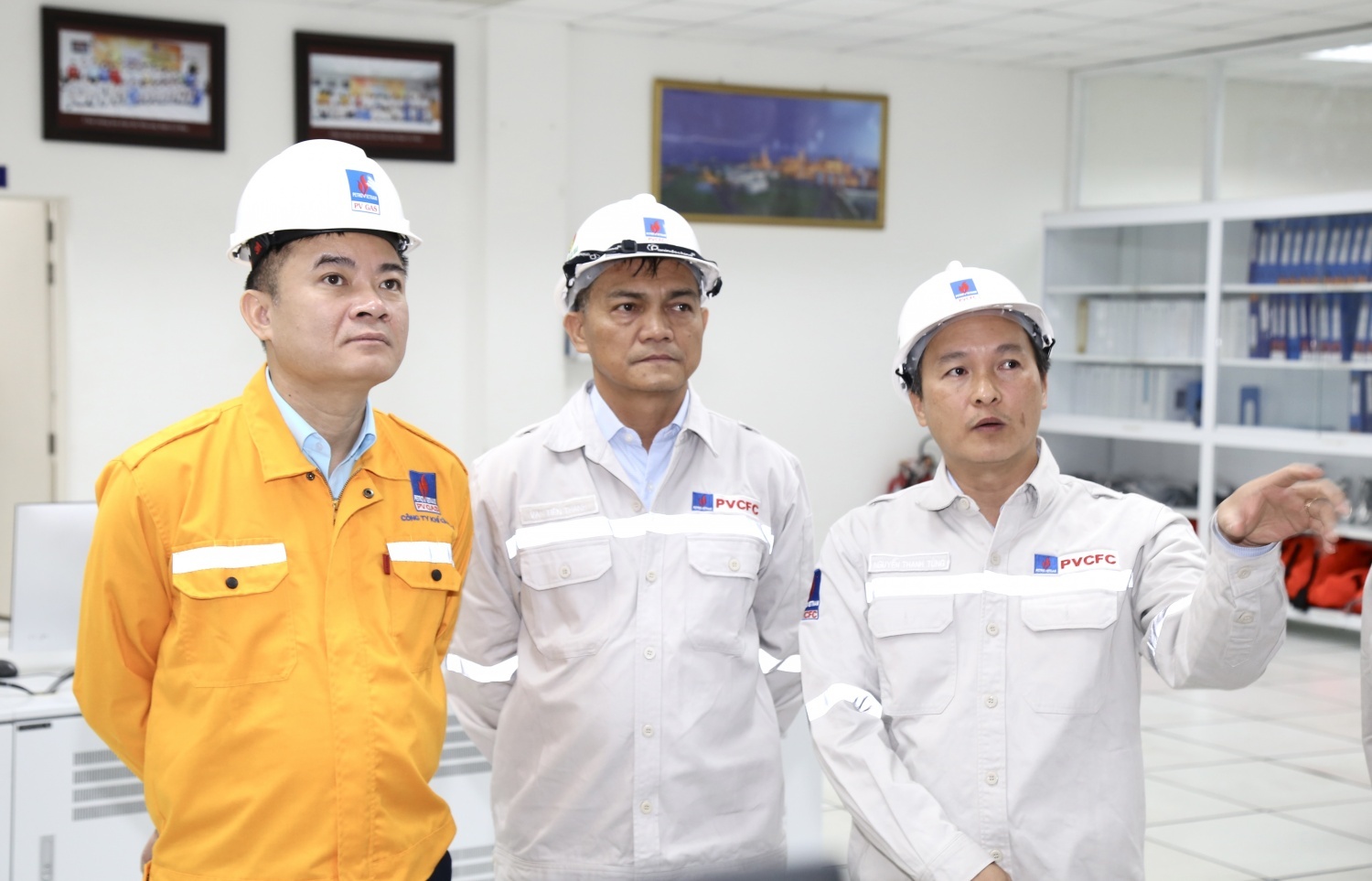 [PetroTimesTV] Tổng Giám đốc Petrovietnam Lê Ngọc Sơn làm việc tại Nhà máy Đạm Cà Mau