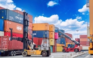 Tin tức kinh tế ngày 18/7: Xuất nhập khẩu hàng hóa vượt mốc 400 tỷ USD