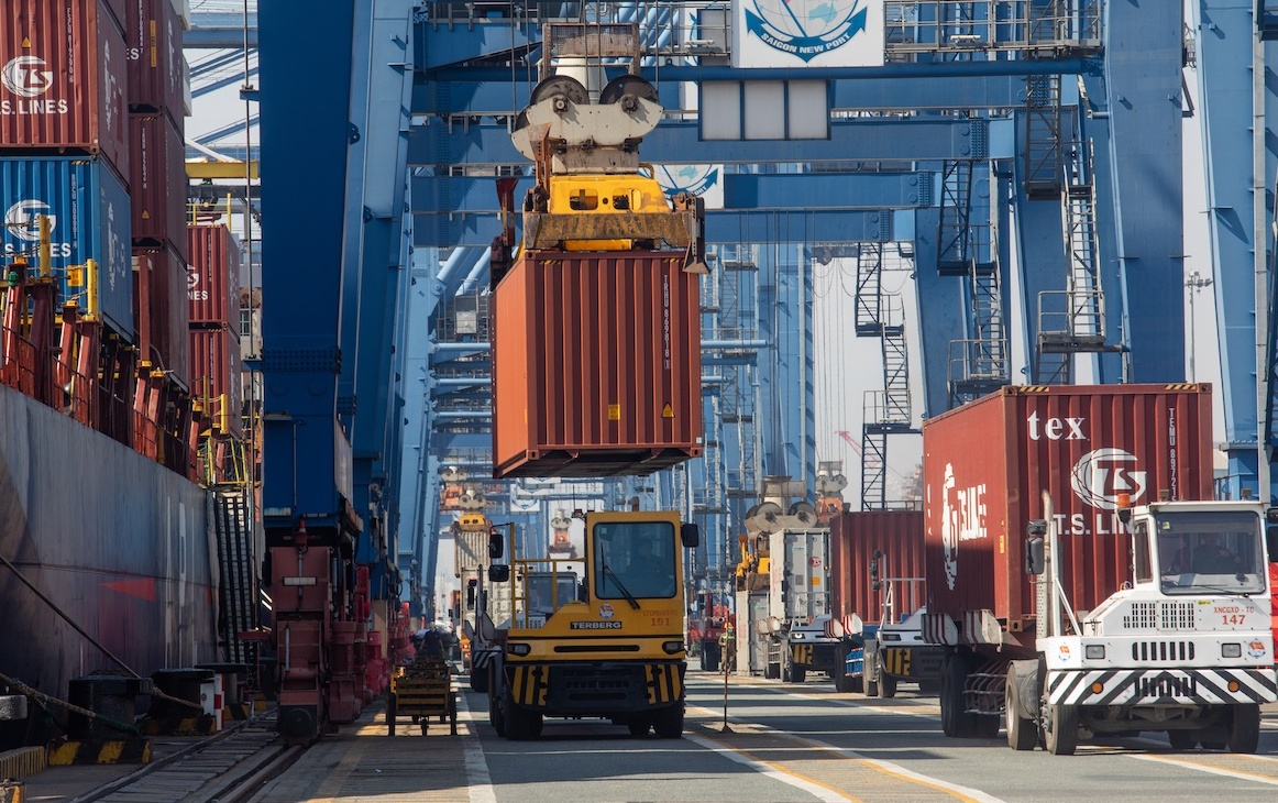 6 tháng đầu năm, nhập khẩu hàng hóa từ Trung Quốc tăng 17 tỷ USD