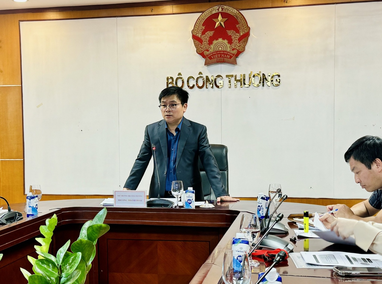 Thứ trưởng Bộ Công Thương Trương Thanh Hoài kết luận hội nghị về quản lý Chợ