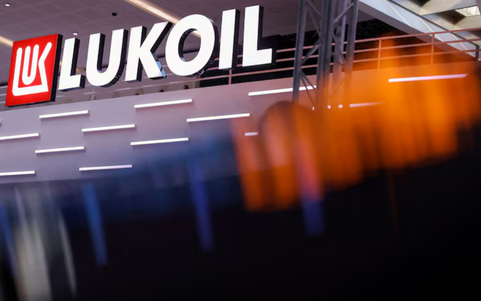 Lukoil vẫn xuất khẩu dầu khi nguồn cung qua Druzhba bị đình chỉ