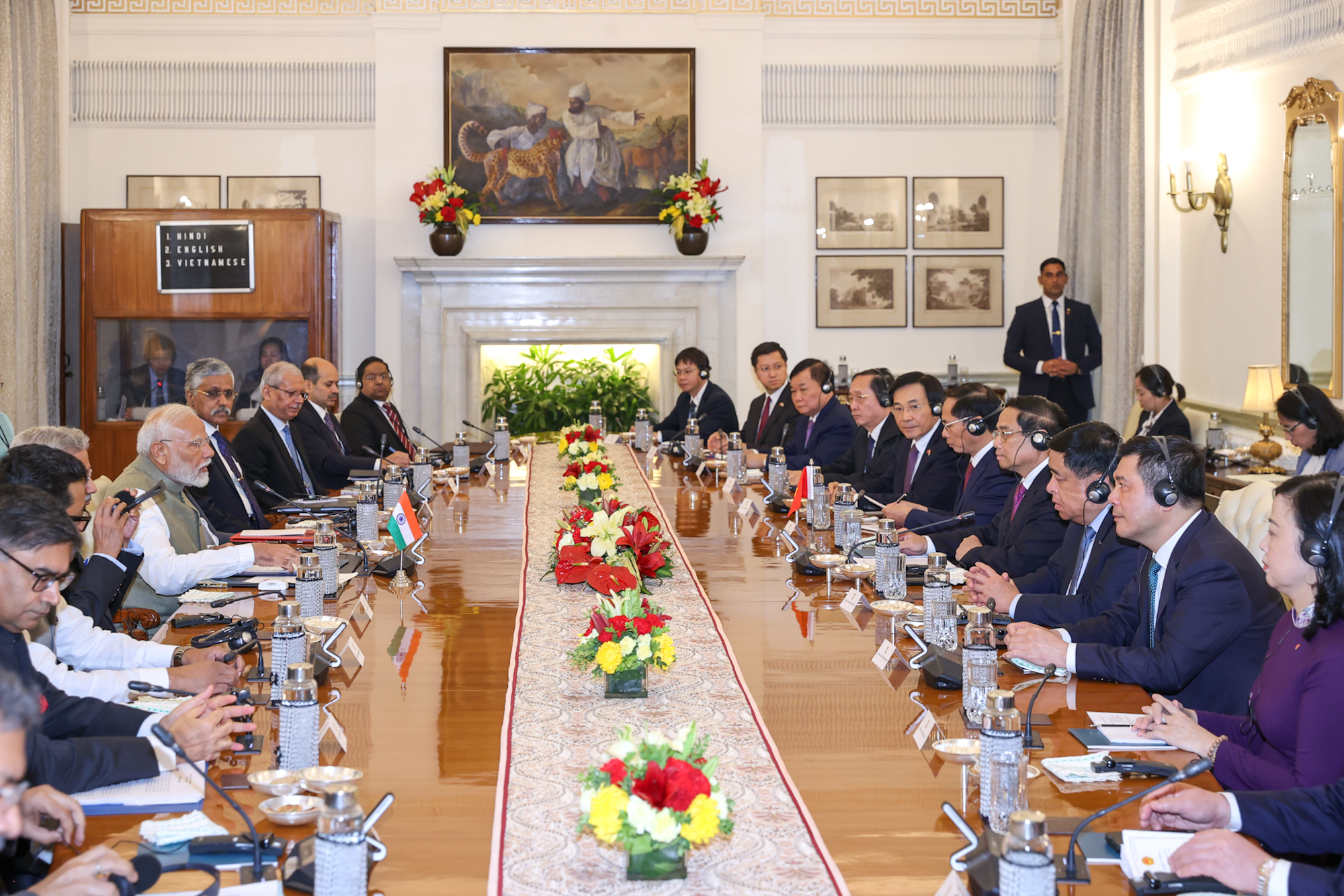 Thủ tướng Phạm Minh Chính hội đàm với Thủ tướng Ấn Độ- Ảnh 4.