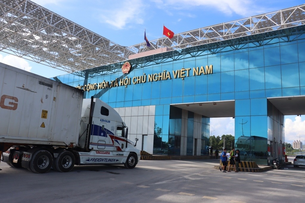 Tin tức kinh tế ngày 2/8: Thương mại hai chiều Việt Nam - Trung Quốc vượt 110 tỷ USD