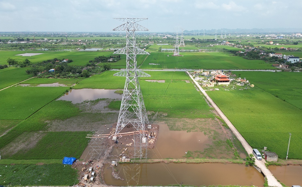 Thủ tướng: Khánh thành đường dây 500 kV mạch 3 vào dịp Quốc khánh