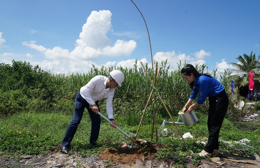 Petrovietnam ủng hộ 6 tỷ đồng xây nhà Đại đoàn kết tại Cần Thơ và Kiên Giang