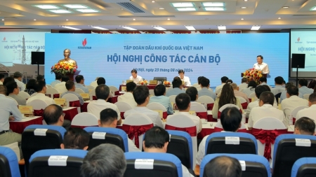 [PetroTimesTV] Petrovietnam giới thiệu nhân sự kiện toàn các chức danh lãnh đạo Tập đoàn