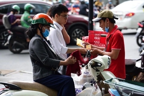 Bộ Tài chính phản hồi đề xuất bỏ quy định miễn VAT đối với hàng hóa có trị giá nhỏ