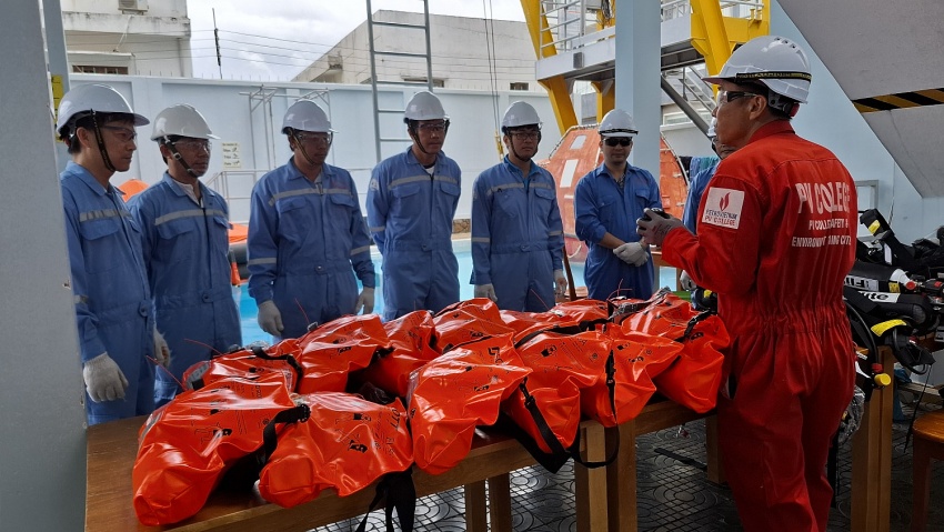 PV College đào tạo khóa học an toàn “Basic H2S Training” theo tiêu chuẩn quốc tế OPITO đầu tiên PV College tổ chức thành công khóa đào tạo an toàn “Basic H2S Training” theo tiêu chuẩn quốc tế OPITO đầu tiên