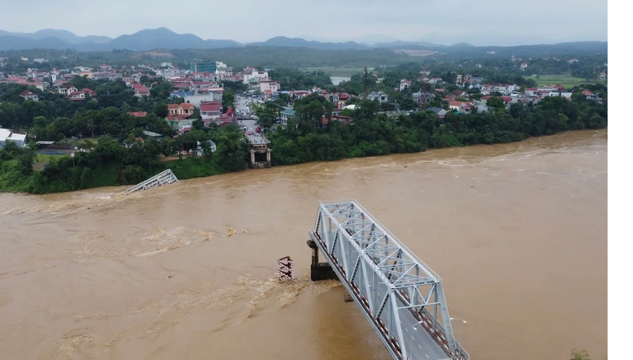 Báo cáo chính thức về sự cố sập cầu Phong Châu (Phú Thọ)