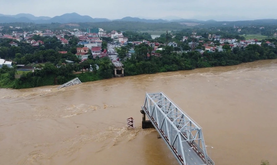 Báo cáo chính thức về sự cố sập cầu Phong Châu (Phú Thọ)