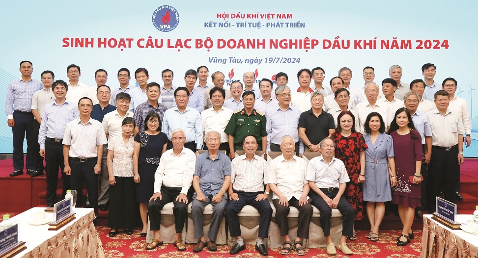 Câu lạc bộ Doanh nghiệp Dầu khí: Thúc đẩy hợp tác và không ngừng đổi mới Câu lạc bộ Doanh nghiệp Dầu khí: Thúc đẩy hợp tác và không ngừng đổi mới