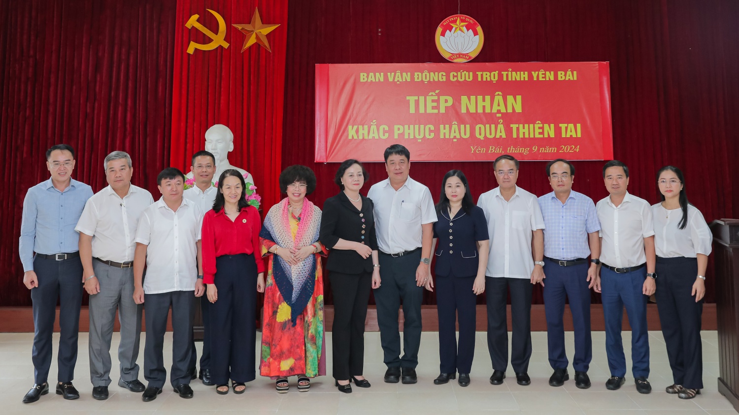 Petrovietnam thăm, động viên và trao hỗ trợ cho các hộ dân chịu thiệt hại do thiên tai tại tỉnh Yên Bái