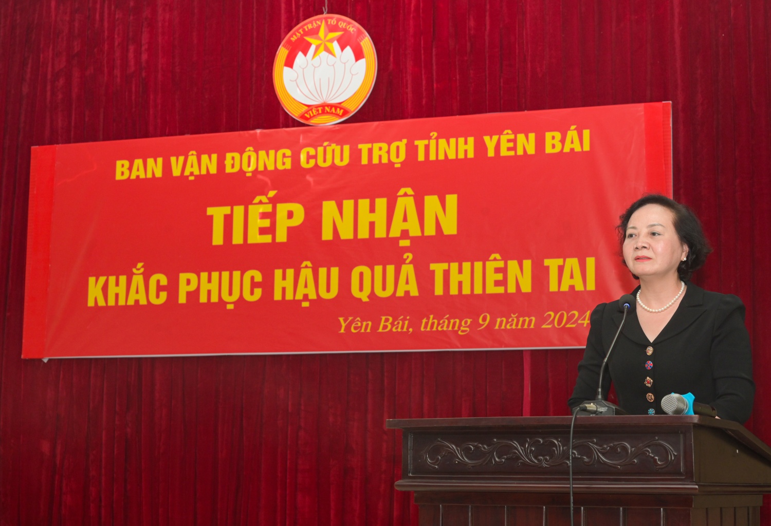 Petrovietnam thăm, động viên và trao hỗ trợ cho các hộ dân chịu thiệt hại do thiên tai tại tỉnh Yên Bái