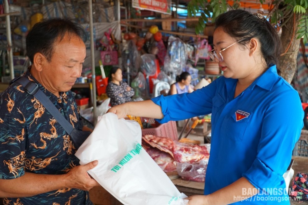 Lạng Sơn tích cực hưởng ứng phong trào “Chống rác thải nhựa”