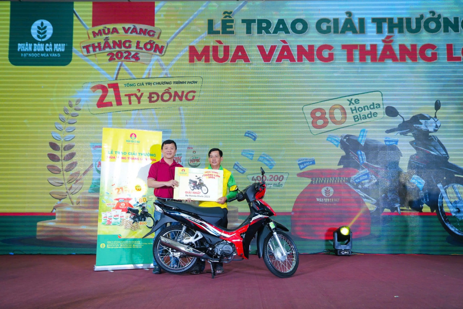 “Tham quan nhà máy – Gặt hái mùa vàng” cùng thương hiệu Phân bón Cà Mau
