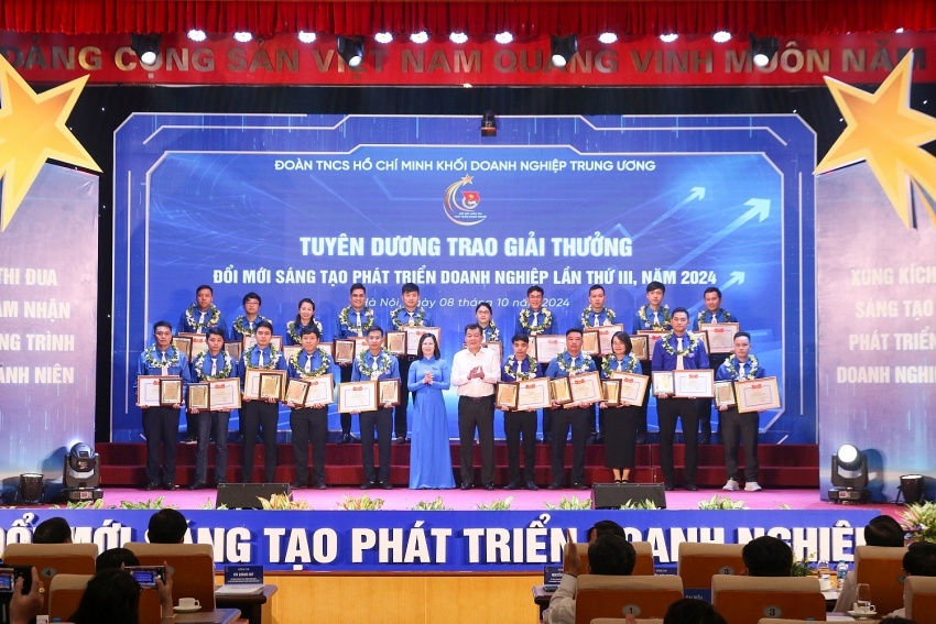 Công trình Thiết bị thử van an toàn PSV Test bench được tuyên dương là công trình tiêu biểu đạt Giải thưởng đổi mới sáng tạo phát triển doanh nghiệp lần thứ III, năm 2024