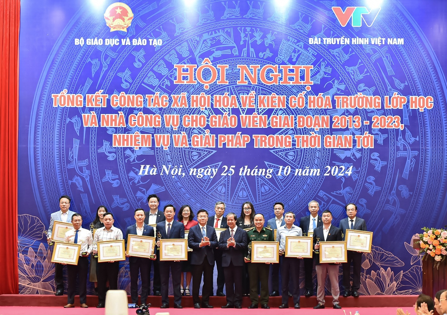 Các sự kiện nổi bật của Petrovietnam trong tuần từ ngày 20/10 đến 27/10/2024 Các sự kiện nổi bật của Petrovietnam trong tuần từ ngày 20/10 đến 27/10/2024